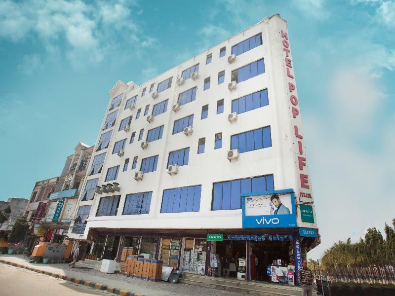 Oyo 343 Pop Life Hotel Banke Εξωτερικό φωτογραφία