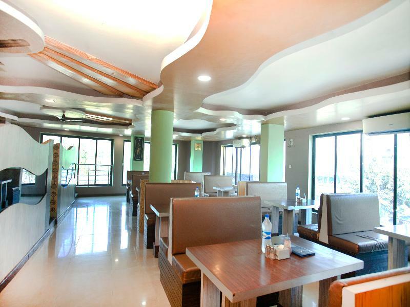 Oyo 343 Pop Life Hotel Banke Εξωτερικό φωτογραφία
