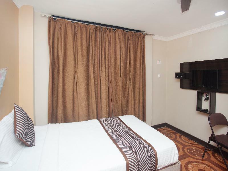 Oyo 343 Pop Life Hotel Banke Εξωτερικό φωτογραφία