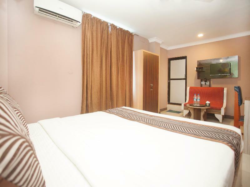Oyo 343 Pop Life Hotel Banke Εξωτερικό φωτογραφία