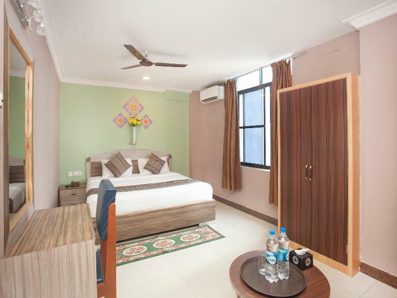 Oyo 343 Pop Life Hotel Banke Εξωτερικό φωτογραφία